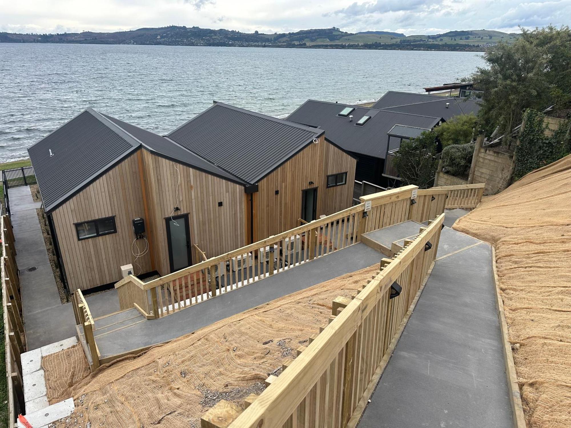 Brand New Lake Front Homes Spa Pool Taupo Exterior foto